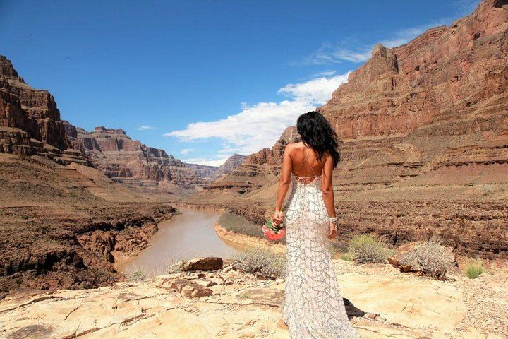 Grand Canyon Helicopter Wedding with Limo & Photos — photo 3