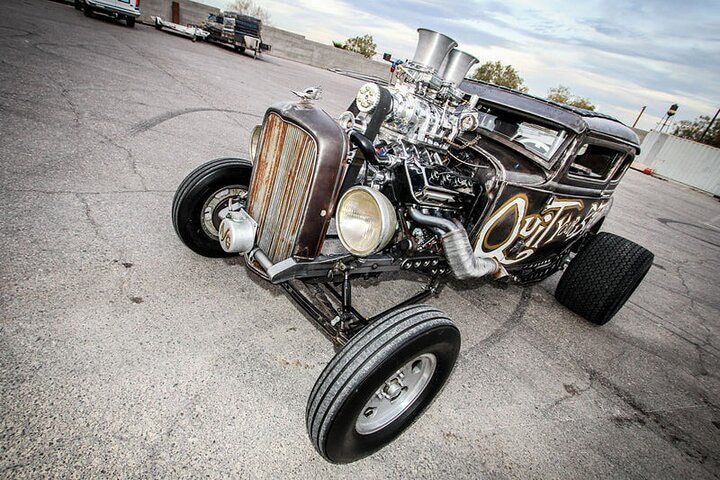Count's Kustoms VIP Car Tour: 4hr TV Shop Experience — photo 2