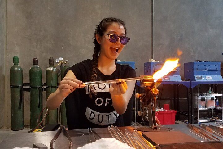 Vegas Glass Art Workshop: Torch Glassblowing Experience — photo 1