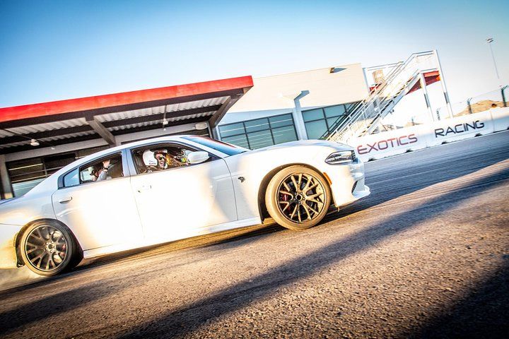 Vegas Hellcat Ride-Along: 2-Lap Professional Drive — photo 2