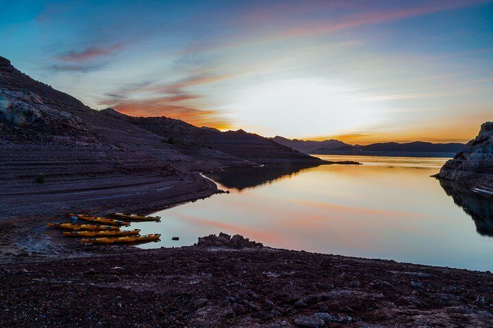Lake Mead Sunset Kayak with Dinner and Campfire Vegas — photo 4