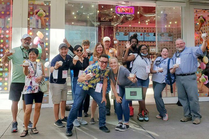 Vegas Strip Food Walk: Local Eats & Casino Tour — photo 2