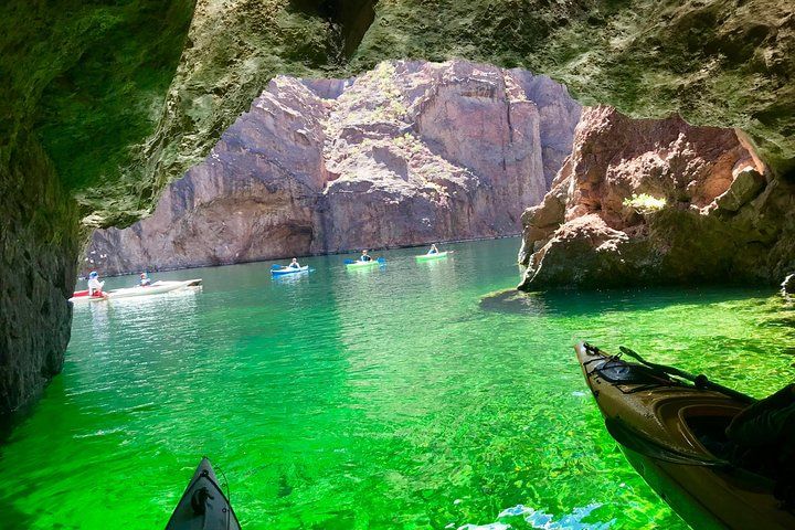 8-Hour Black Canyon Kayak: Hot Springs & Emerald Cave — photo 2