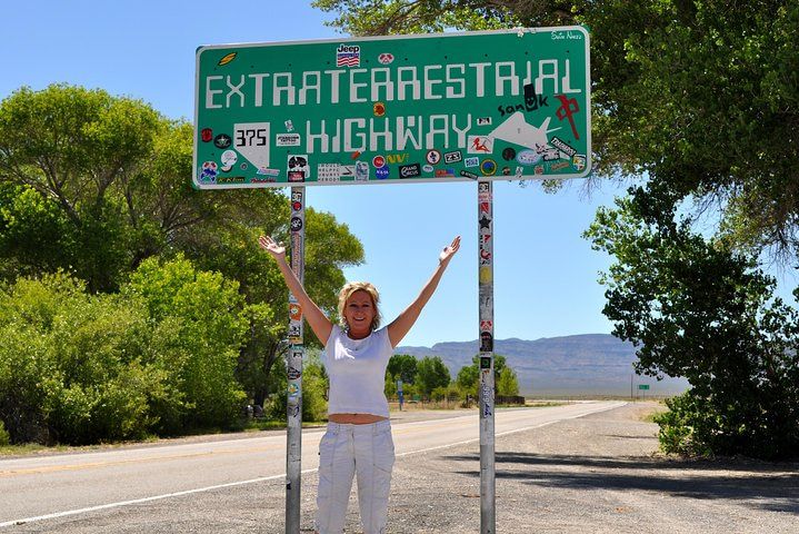 Area 51 UFO Desert Tour: Extraterrestrial Highway Adventure — photo 2
