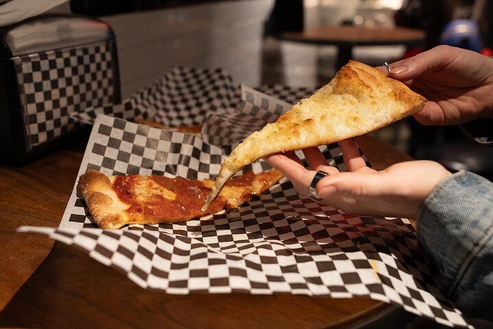 Vegas Strip Food Walk: Local Eats & Casino Tour — photo 1