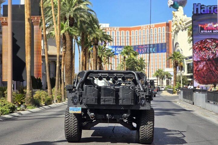 Vegas Strip Military Hummer Tour: Small Group Adventure — photo 2