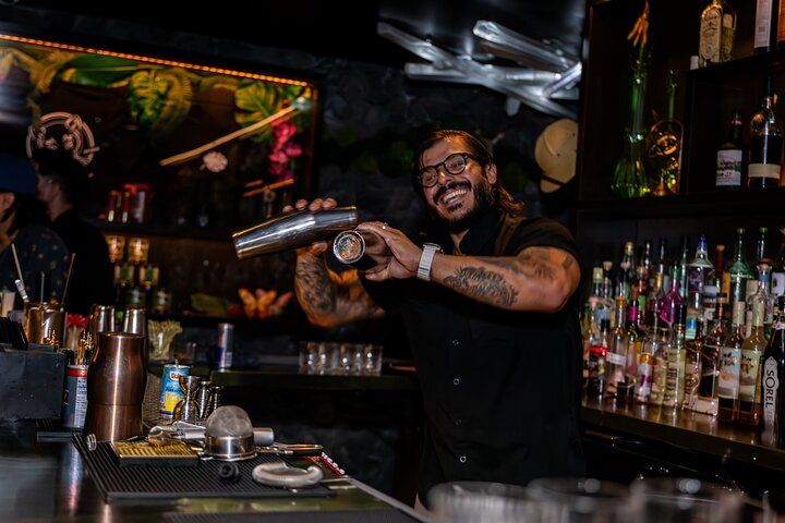Arts District Bar Crawl: Speakeasies & Hidden Venues — photo 1