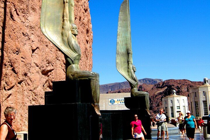 5-Hour Small Group Hoover Dam & Lake Mead Bridge Tour — photo 3