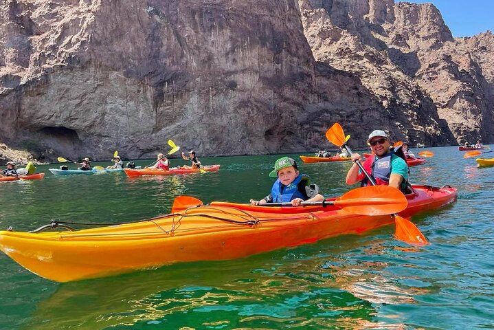 6-Hour Emerald Cave Self-Guided Kayak Rental Vegas — photo 1
