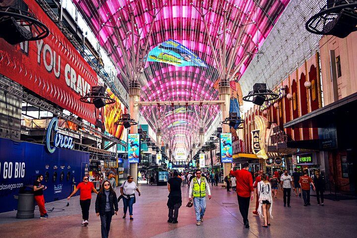 Downtown Vegas Food Tour: 6 Dishes & Secret Bites Walk — photo 3