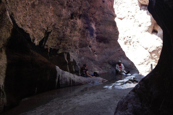 White Rock Canyon Hot Springs Hike: 6hr Desert Adventure — photo 4