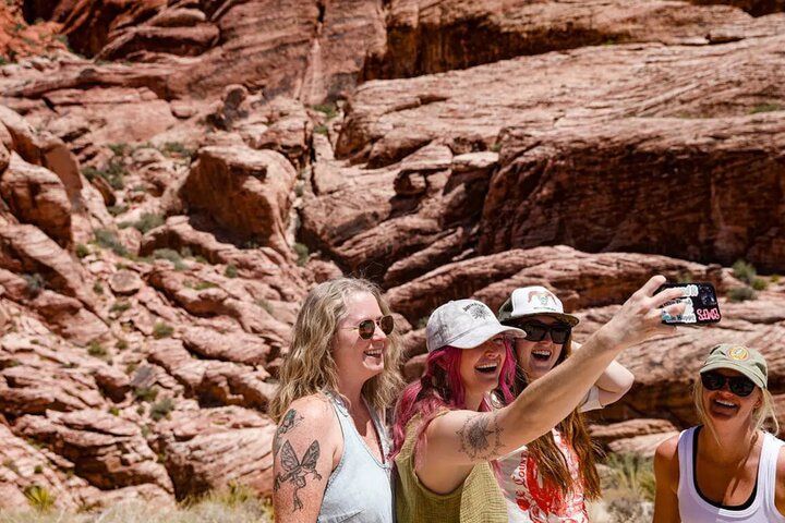 Red Rock Canyon Scenic Loop Small Group Tour Las Vegas — photo 2
