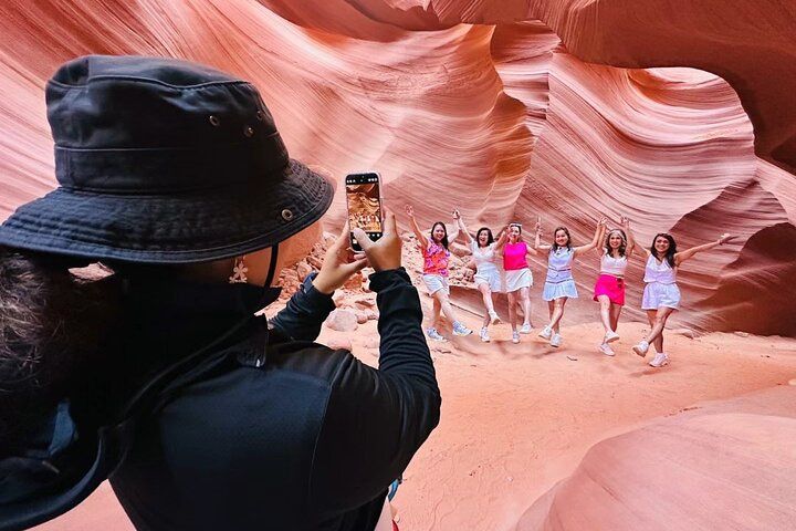 Lower Antelope Canyon Lake Powell Day Trip Vegas — photo 1