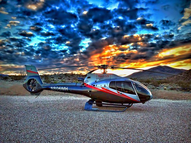 Sunset Grand Canyon Heli Tour with Strip Flyover — photo 1