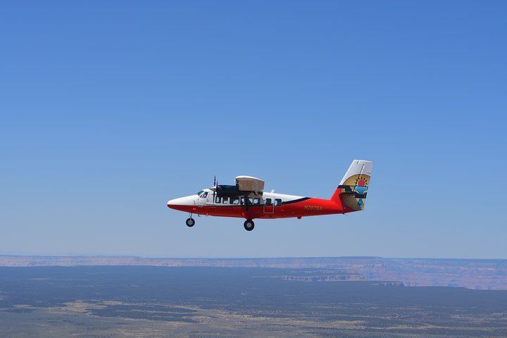 Grand Canyon West Plane & Heli Floor Landing Adventure — photo 1