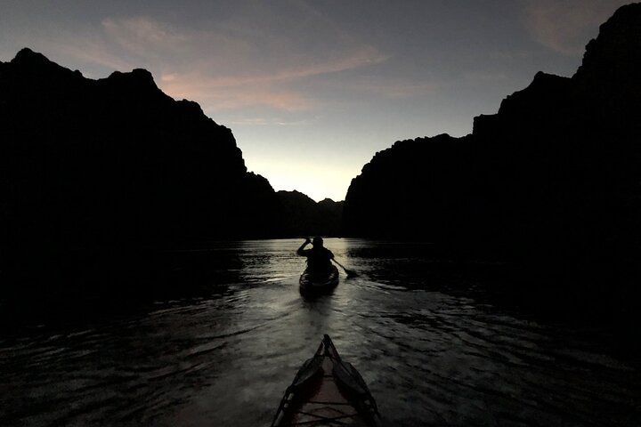 Black Canyon Sunset Kayak with Bonfire and Stars Vegas — photo 3