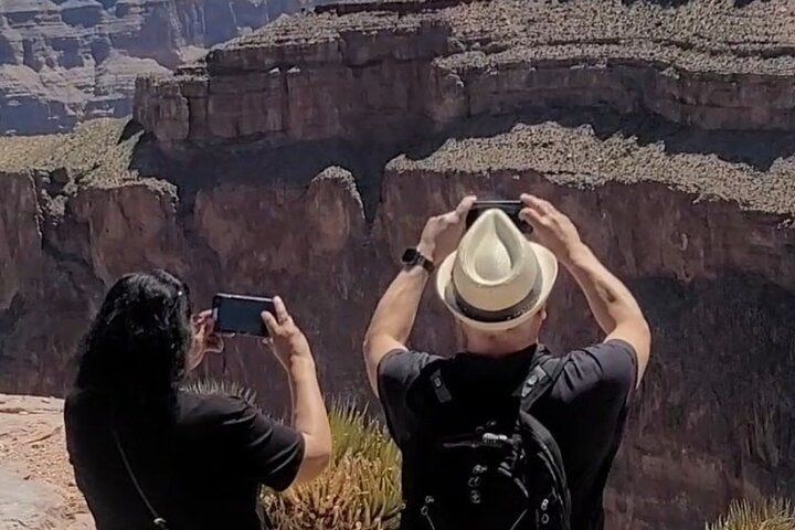 Luxury SUV Grand Canyon West Skywalk Day Trip Vegas — photo 1