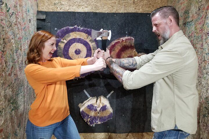 Vegas Axe Throwing: Fremont Street Weapon Experience — photo 2