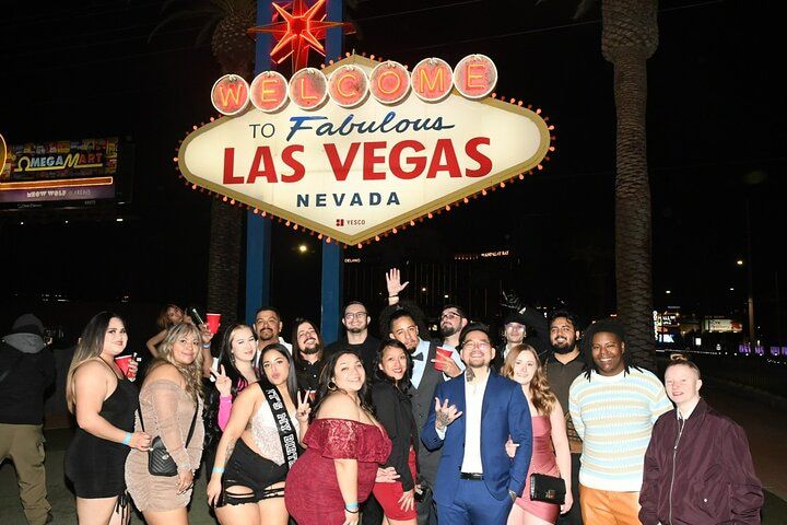 Private Strip Party Bus: Champagne Toast & Welcome Sign — photo 2