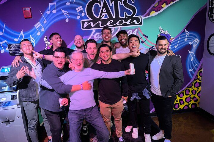 Fremont Street Bar Crawl: 3 Venues + Drink Specials — photo 2