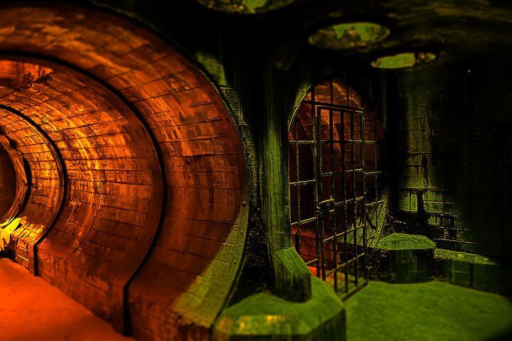 IT Escape Room Vegas: Multi-Room Horror Puzzle Challenge — photo 2