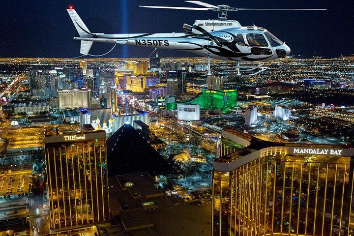 Strip Heli Flight & Eiffel Tower Dinner VIP Experience — photo 1