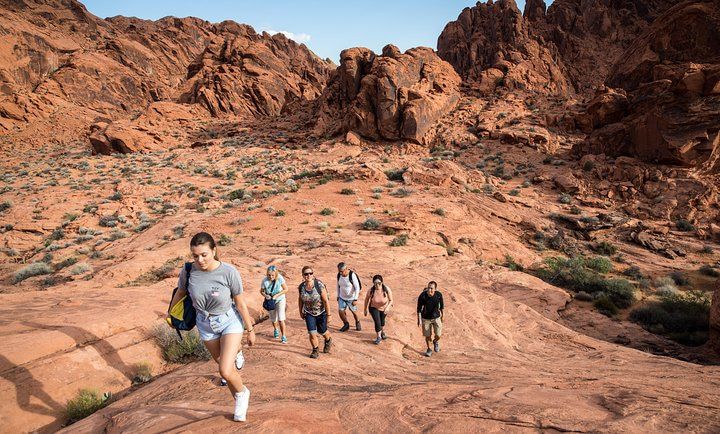 Valley of Fire Guided Hiking Adventure from Las Vegas — photo 3