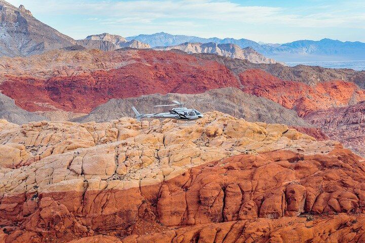 Red Rock Canyon Helicopter Flight from Vegas — photo 2