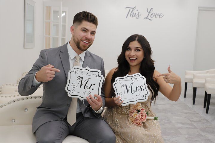 Vegas Quick Marriage License Signing: 15-Min Legal Service — photo 4