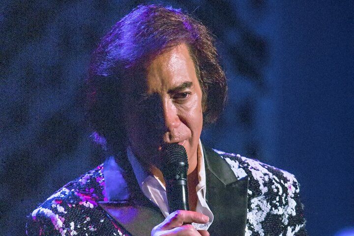 King of Diamonds Neil Diamond Tribute Alexis Park Vegas — photo 3