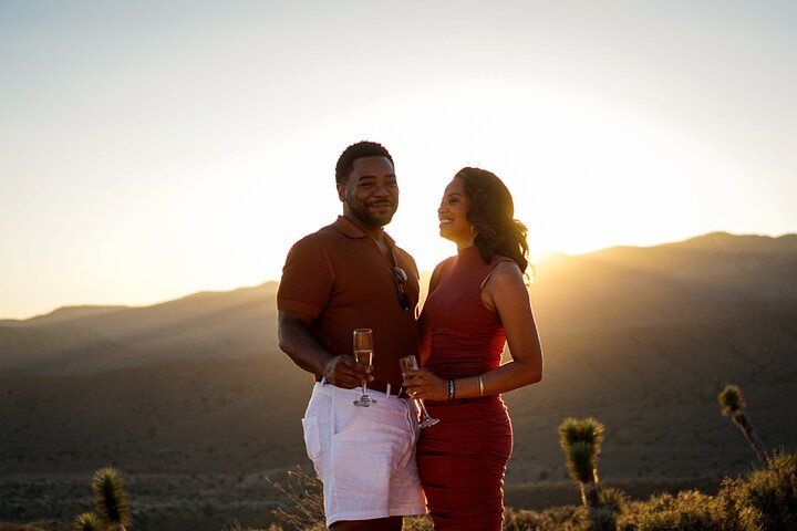 Vegas Mountain Picnic: Private Romantic Desert Experience — photo 2
