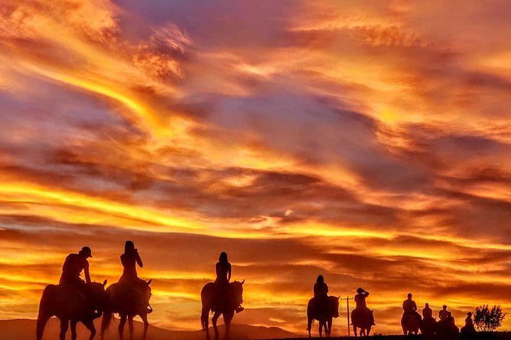5-Hour Wild West Horseback Ride with BBQ Dinner Vegas — photo 2