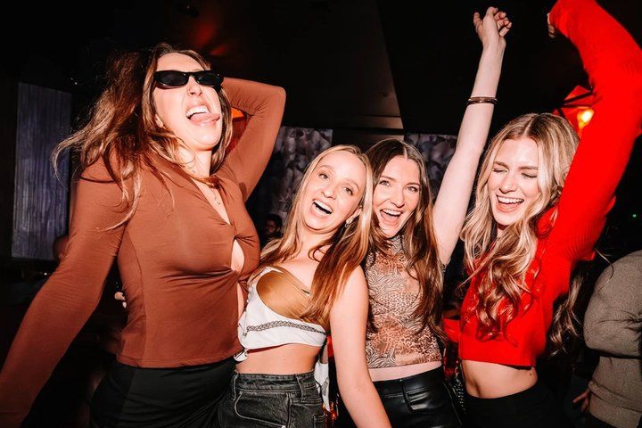 Vegas VIP Club Crawl: 4 Venues, Express Entry & Party Bus — photo 3
