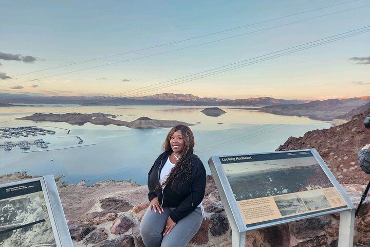 5-Hour Hoover Dam Interior & Seven Magic Mountains VIP Tour — photo 4
