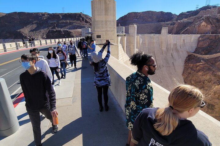 Private Hoover Dam Interior Tour: Luxury SUV from Vegas — photo 4