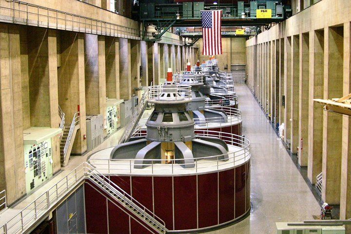 Comedy Hoover Dam Tour: Interior Access & Show Tickets — photo 4