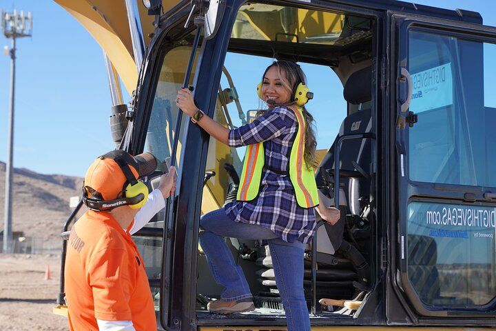 Heavy Equipment Playground Vegas: Real Bulldozer Experience — photo 2