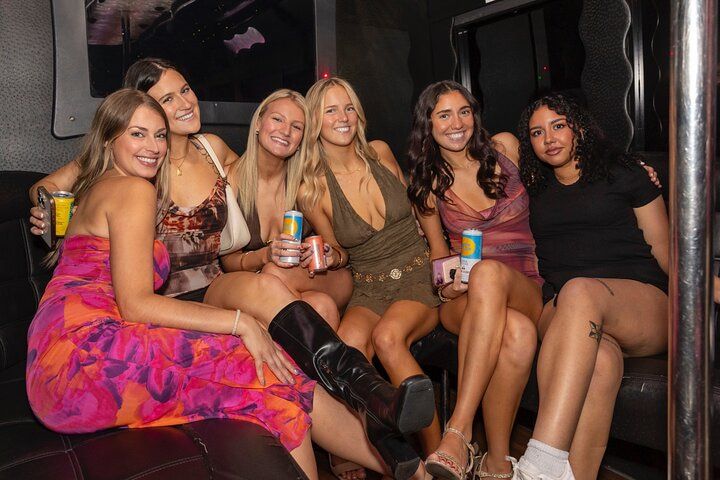 Las Vegas Party Bus Club Crawl: 2 VIP Venues + Bonus Night — photo 1
