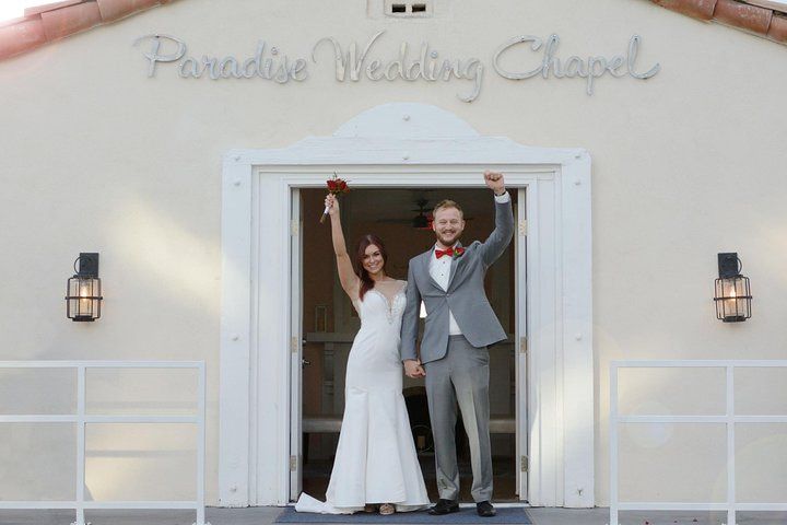 Paradise Wedding Chapel Vegas: Modern 30-Min Ceremony — photo 1