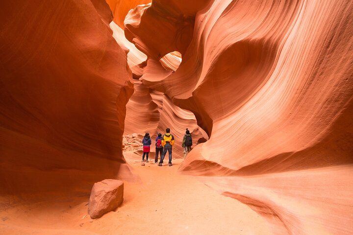 Antelope Canyon X Horseshoe Bend Adventure Las Vegas — photo 4