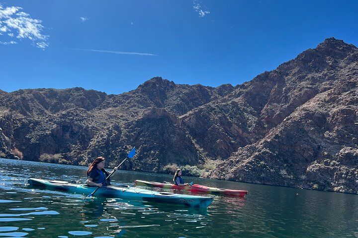 3.5-Hour Willow Beach Emerald Cave Self-Guided Kayak — photo 4