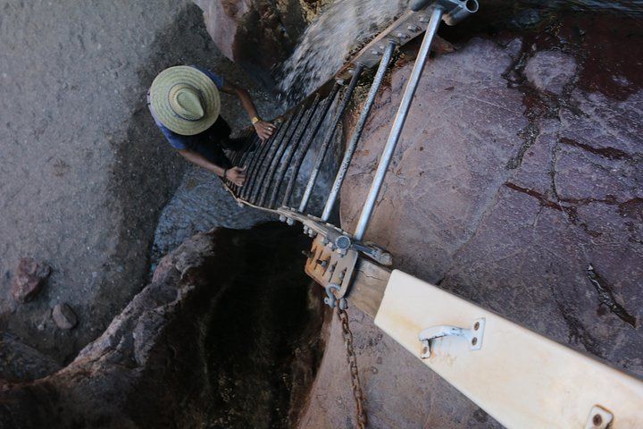 White Rock Canyon Hot Springs Hike: 6hr Desert Adventure — photo 3