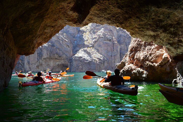 Hoover Dam Kayak Adventure: Colorado River Tour — photo 1