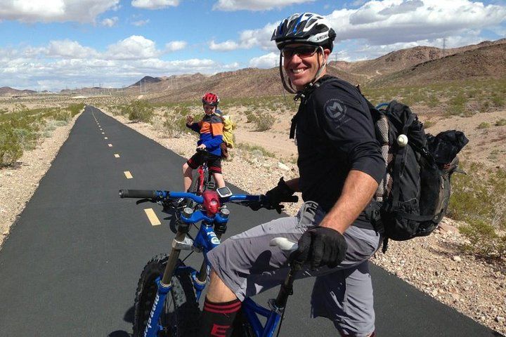 Red Rock Canyon Road Bike Tour from Las Vegas — photo 1