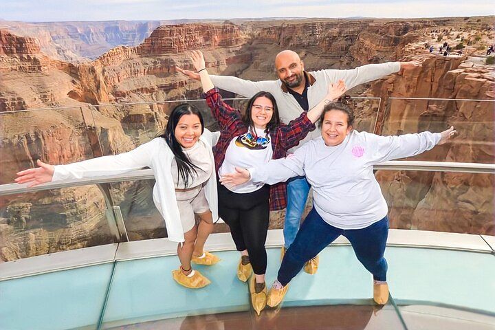 Grand Canyon West Multi-Stop VIP Day Trip from Las Vegas — photo 3