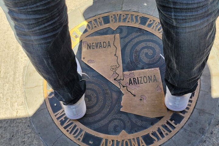 3-Hour Luxury SUV Hoover Dam Interior Tour from Vegas — photo 2