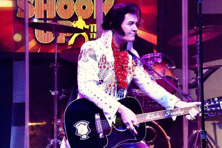 All Shook Up Elvis Show Alexis Park Live Band Vegas — photo 1