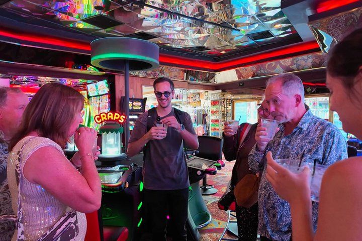 Vegas Strip Small Group Walk: Drink & Hidden Gems Tour — photo 2