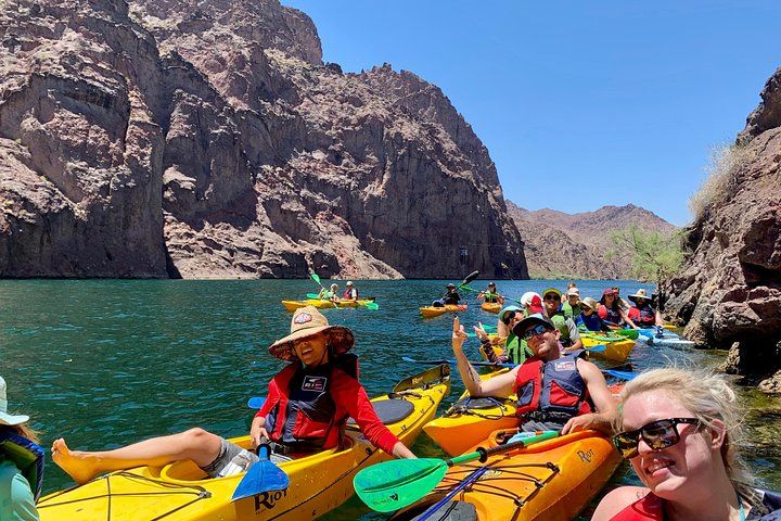 8-Hour Black Canyon Kayak: Hot Springs & Emerald Cave — photo 3