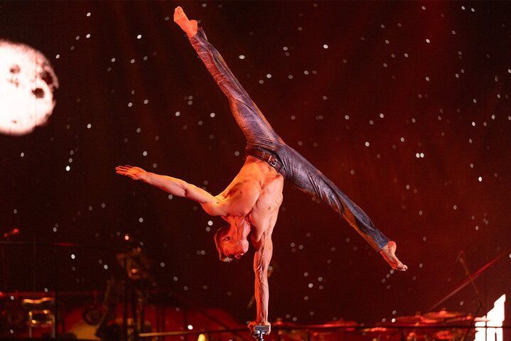 Mad Apple NYC Nightlife Cirque Show New York New York — photo 4